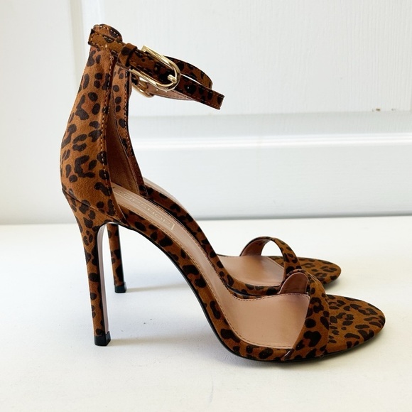 Topshop Leopard Print Stiletto Heels Ankle Strap Brown and Black Size 7.5 UNWORN - Picture 2 of 15